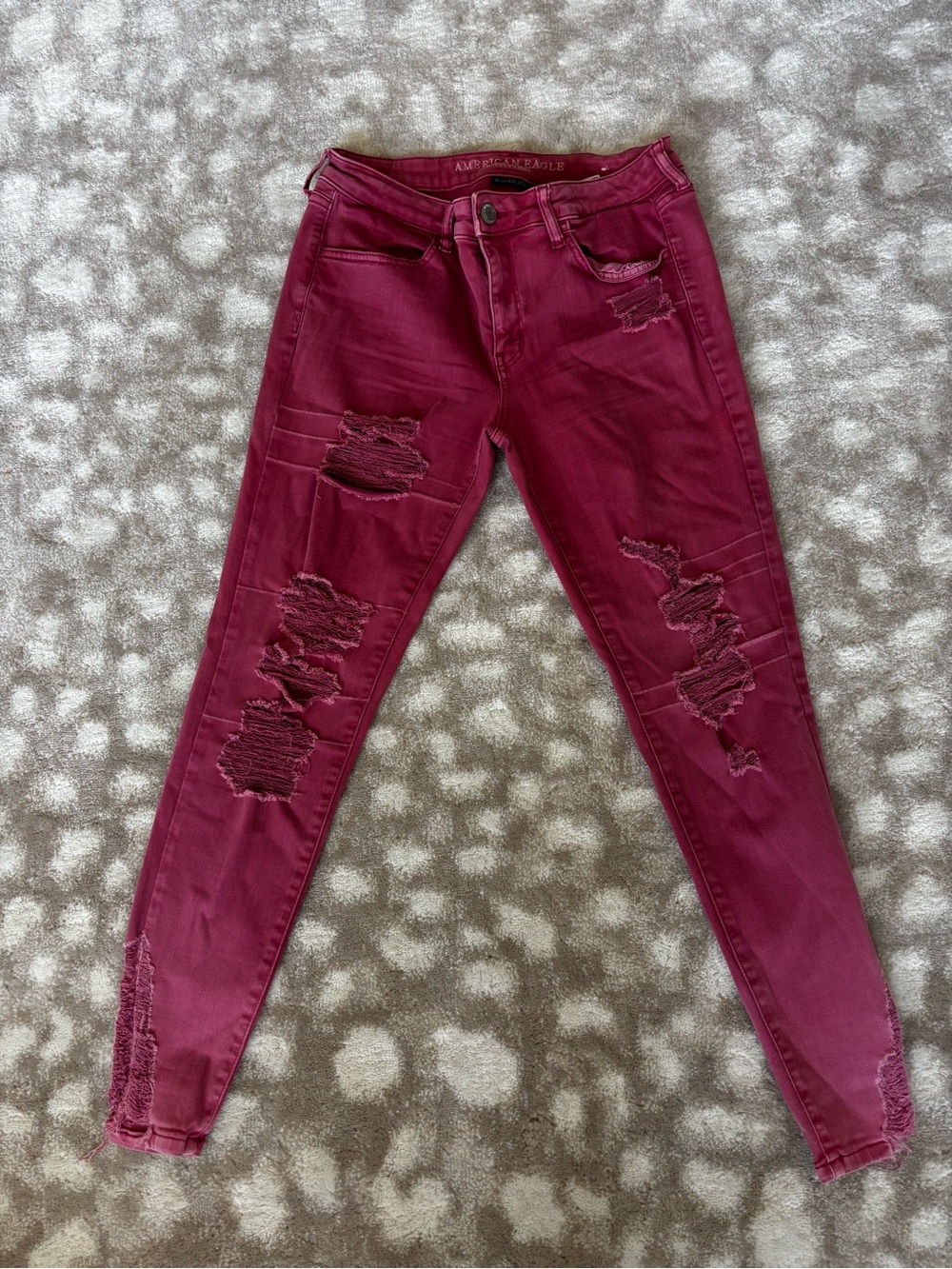 American Eagle Outfitters Skinny Ripped Jeans in faded rose 🌹 12 beautiful !